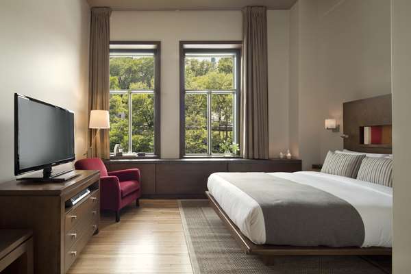  - Hotel 71 Quebec City