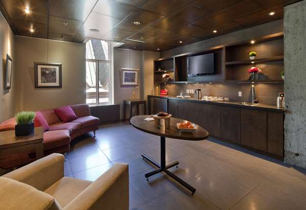  - Hotel 71 Quebec City