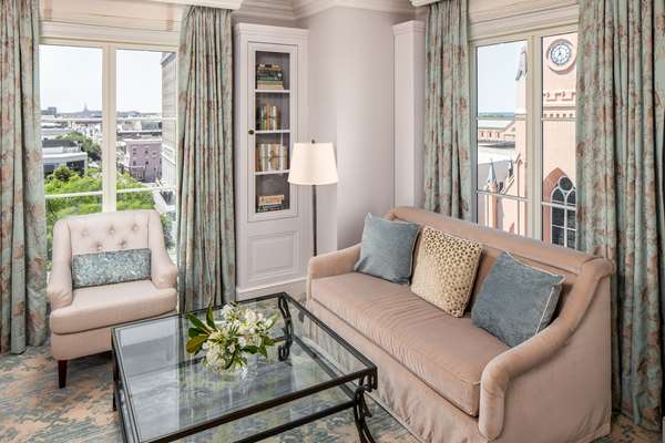 Suite - Hotel Bennett Charleston - I-26, Exit 221B