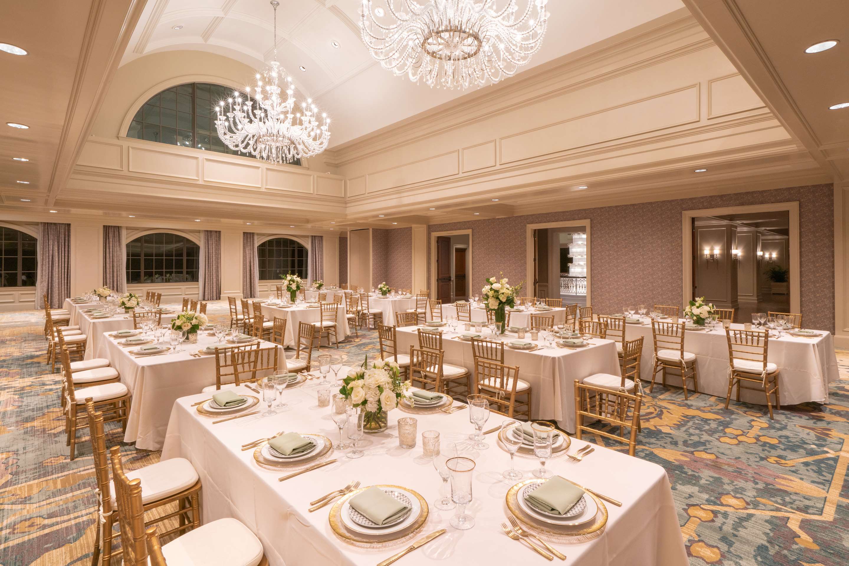 Crown Ballroom | Hotel Bennett
