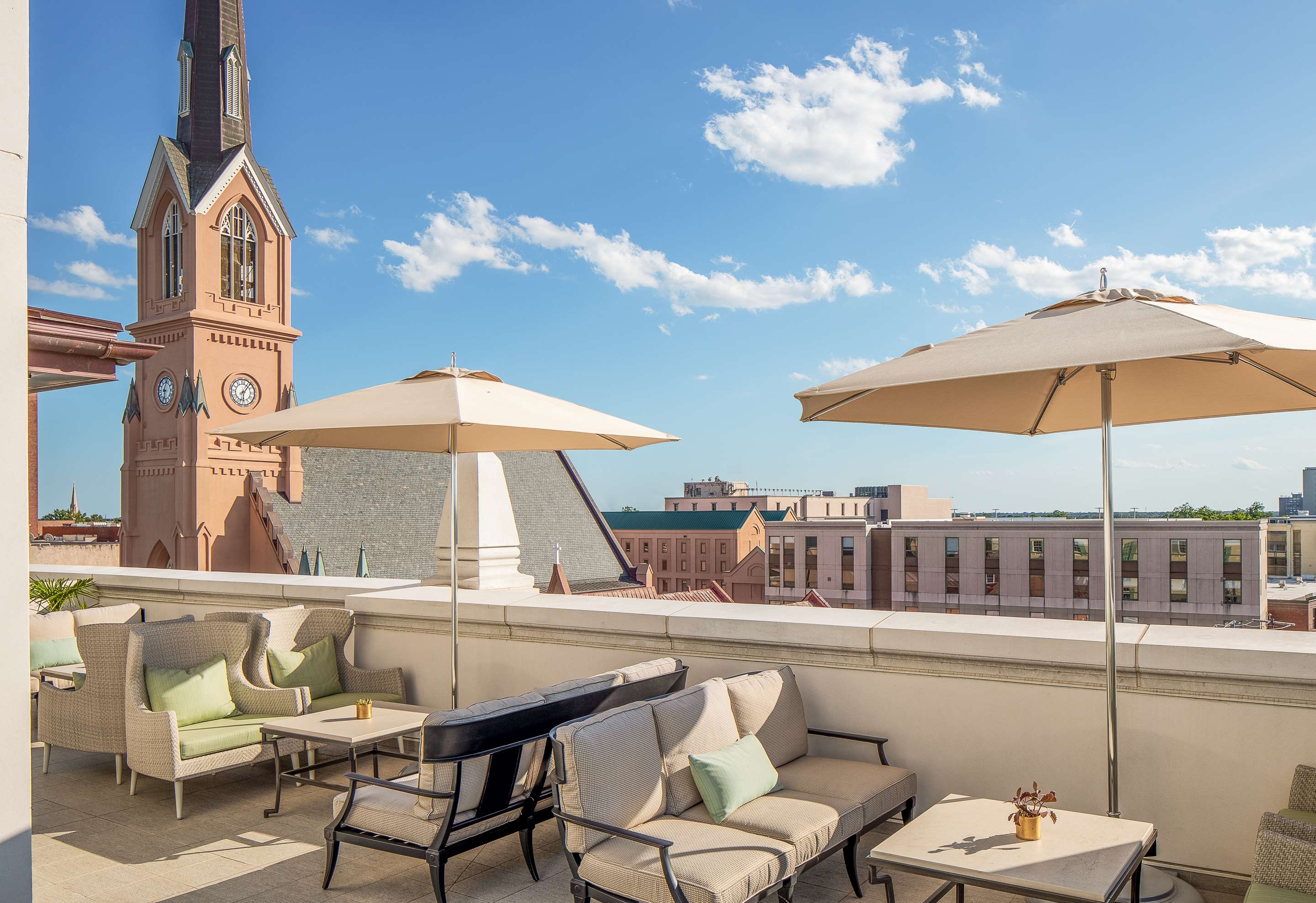 King s Club | Hotel Bennett