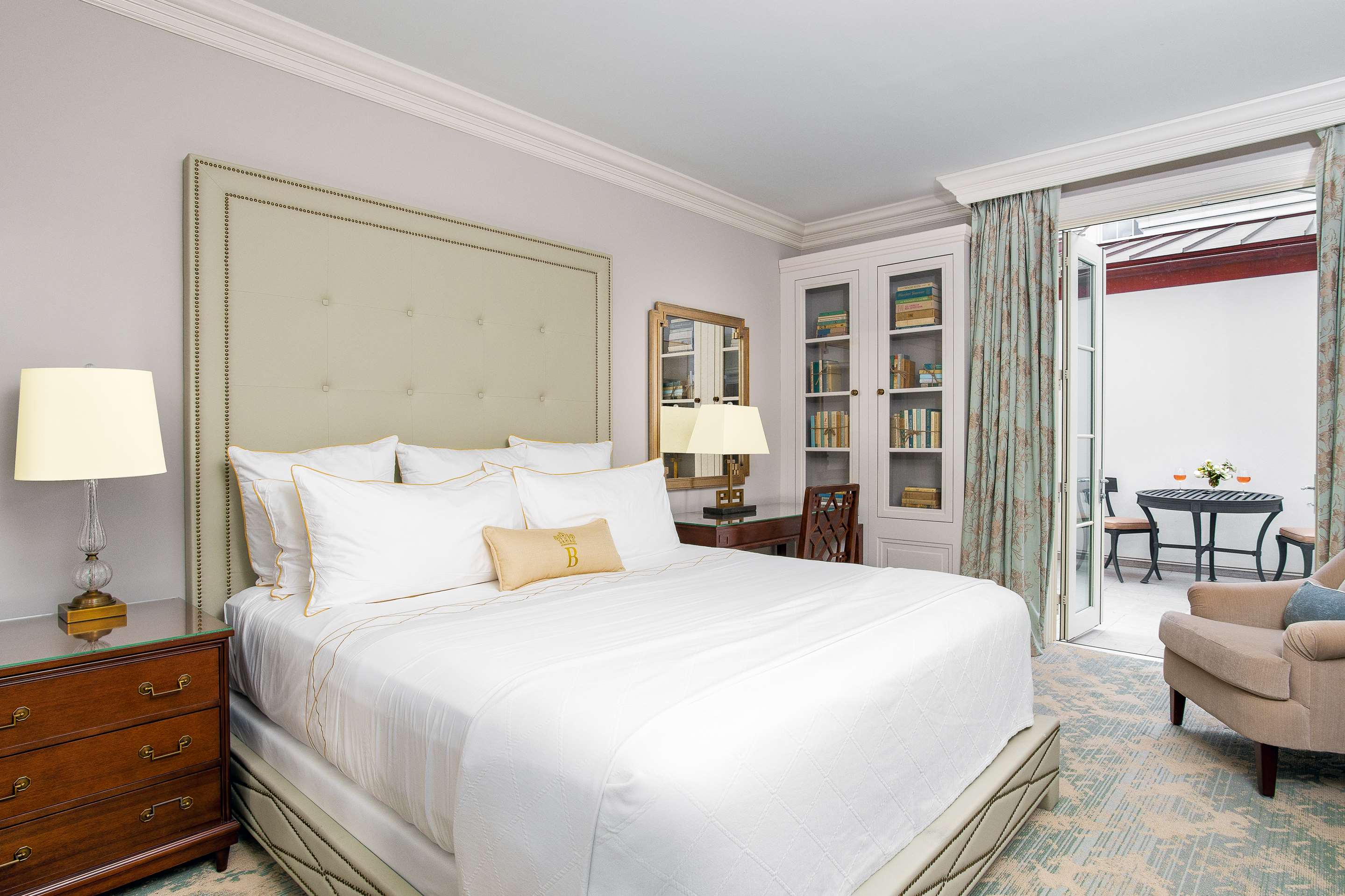 Deluxe King with Terrace | Hotel Bennett