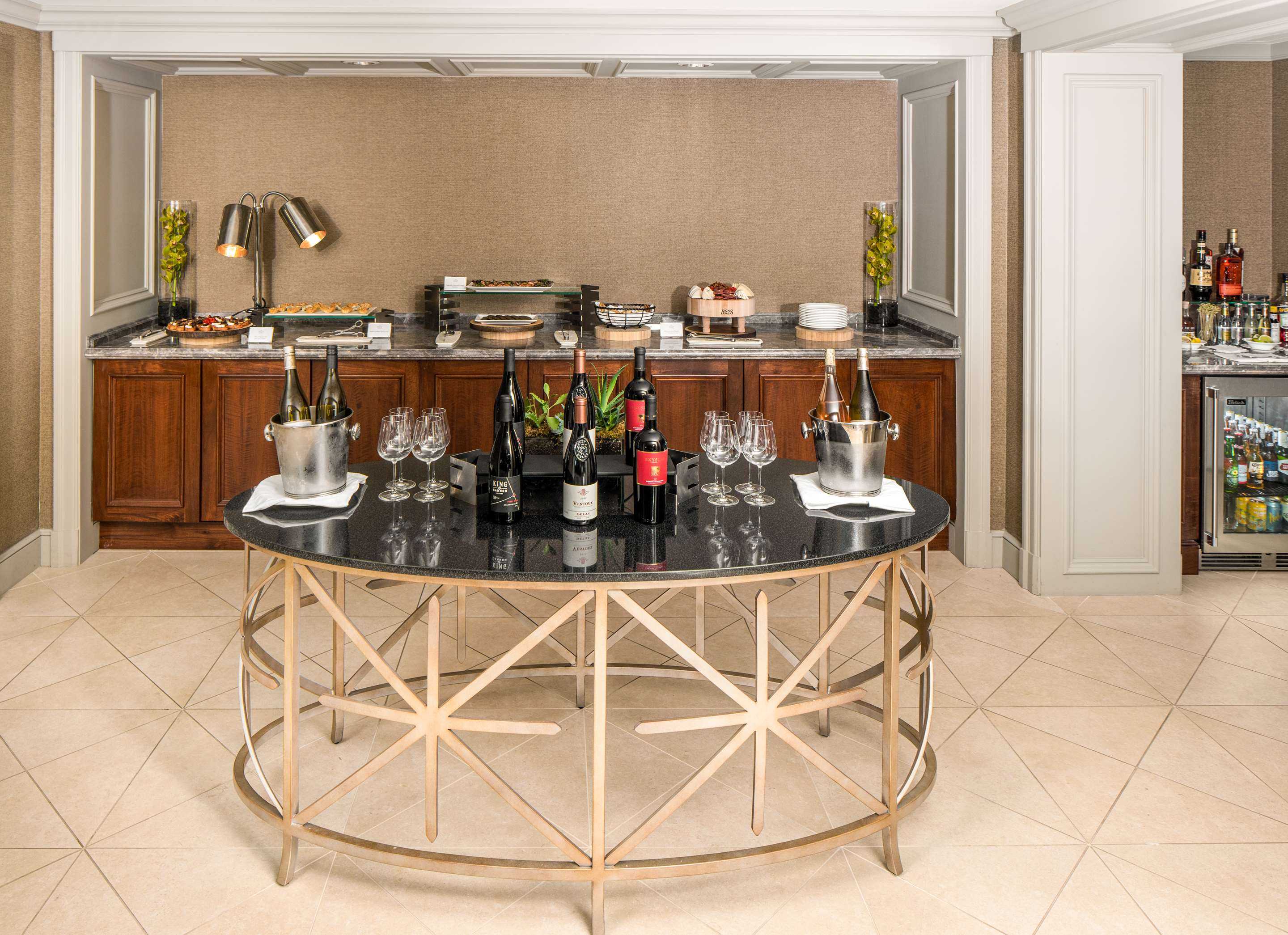 King s Club | Hotel Bennett