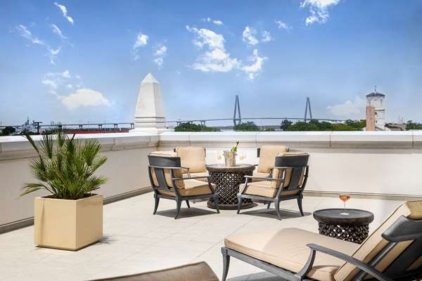 Suite - Hotel Bennett Charleston - I-26, Exit 221B