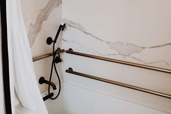  - Hotel Californian West Beach Santa Barbara