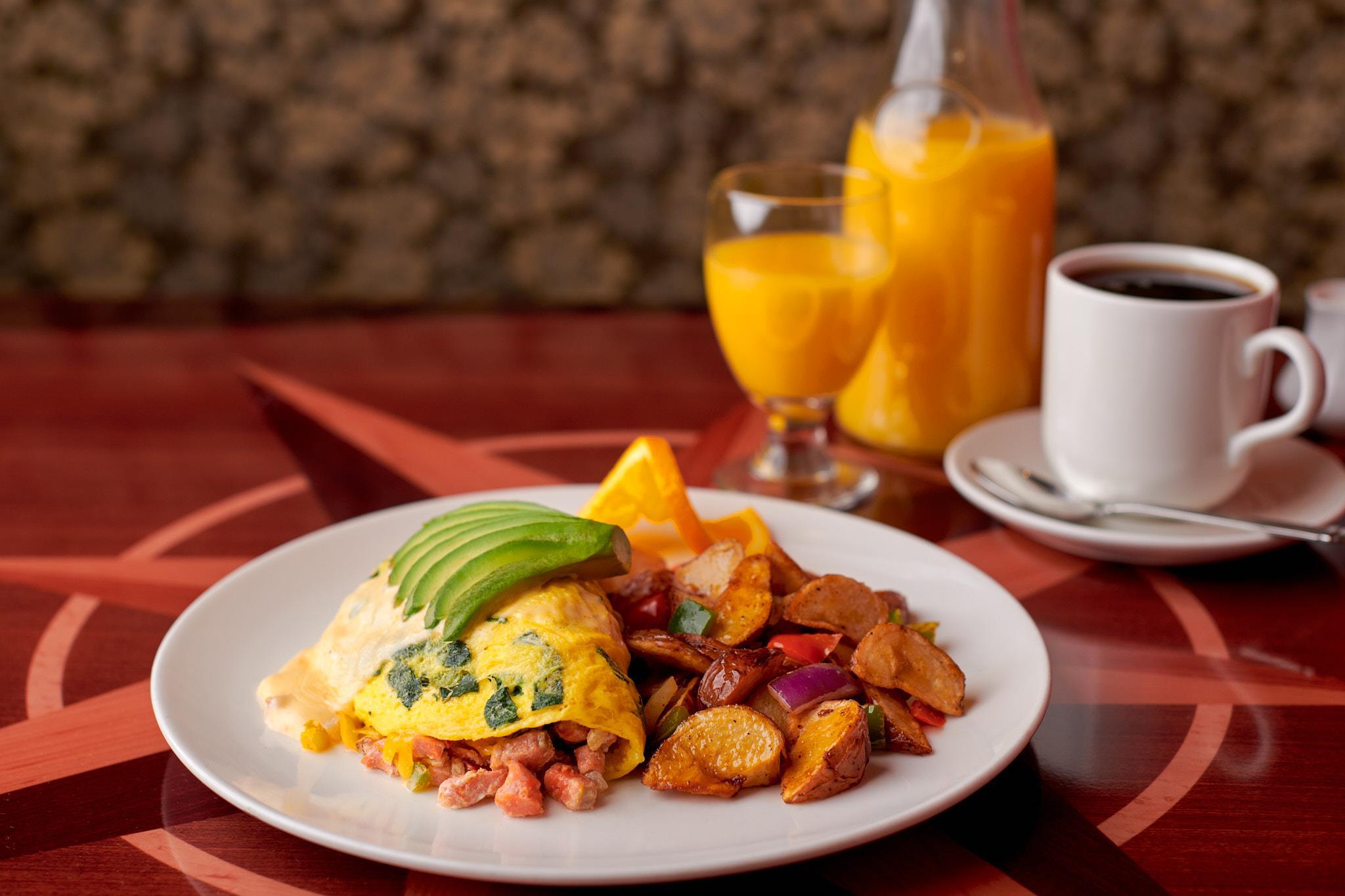 NWS Hotel Captain Cook Pantry | Hotel Captain Cook