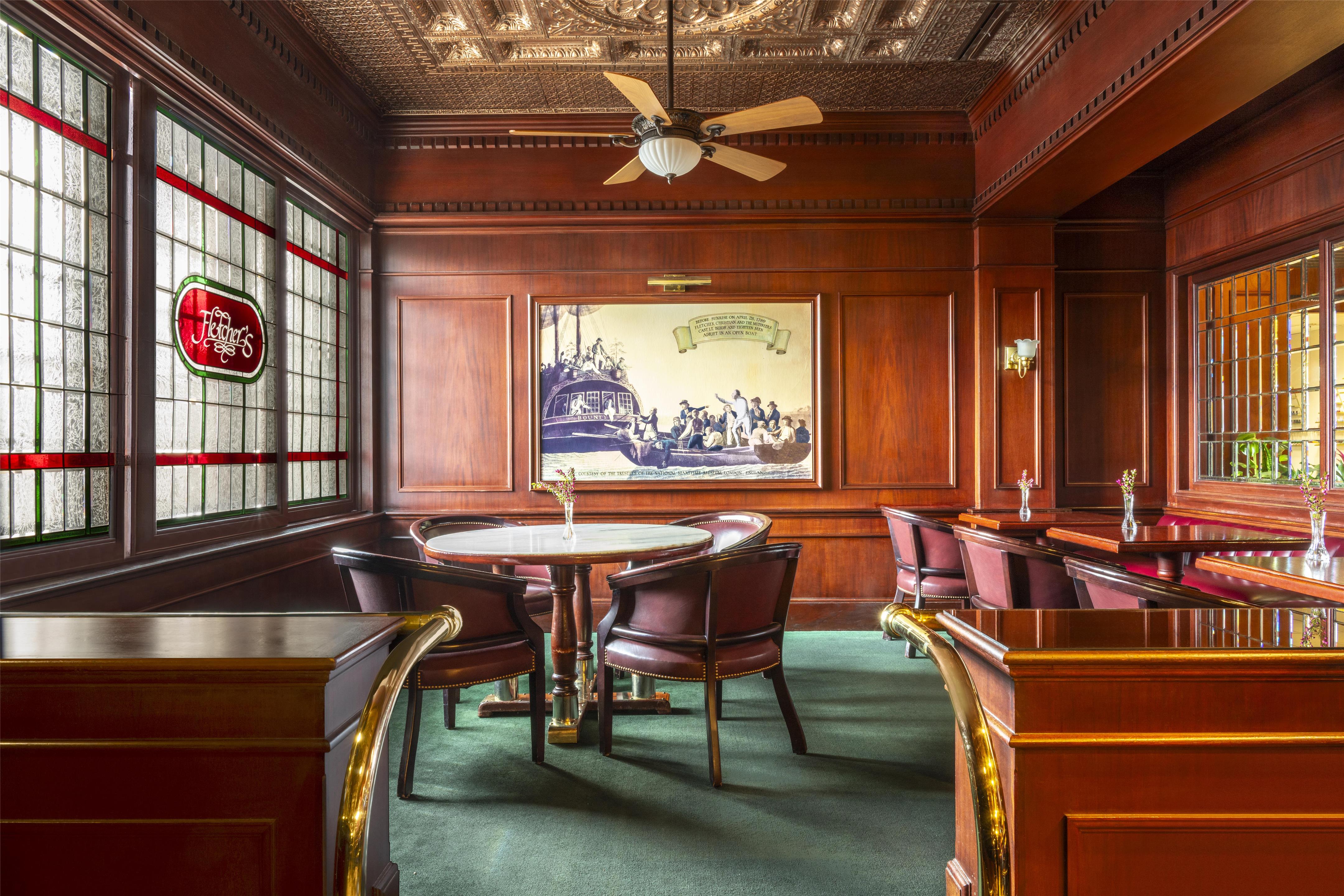 MVC Hotel Captain Cook Fletchers Seating Area Photo Michelle Chaplow | Hotel Captain Cook