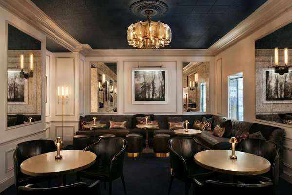 Bar - Hotel du Pont Wilmington - I-95, Exit 7