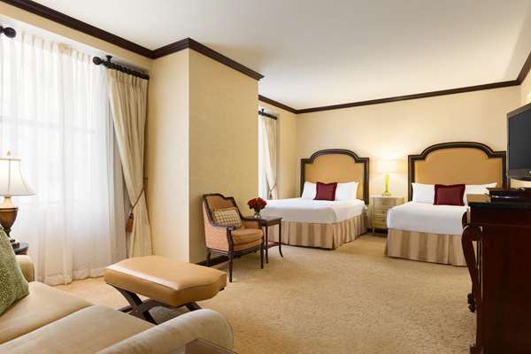  - Hotel du Pont Wilmington - I-95, Exit 7