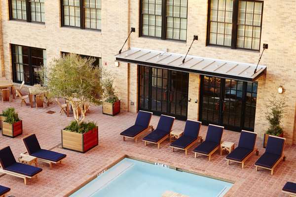  - Hotel Emma San Antonio - I-35, Exit 158