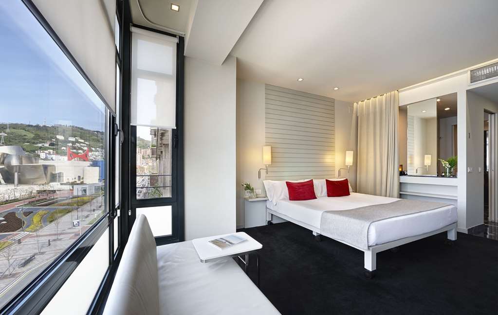 Hotel Miro-guestroom-Guest Room,On-Site.jpg