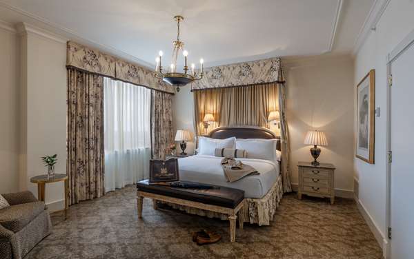 Suite - Hotel Monteleone New Orleans