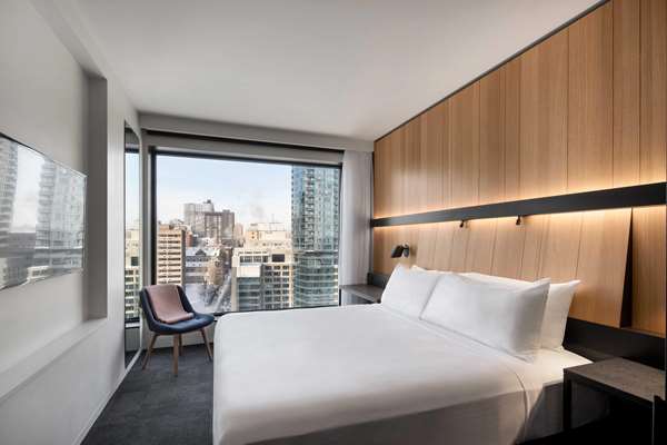  - Hotel Monville Downtown Montreal