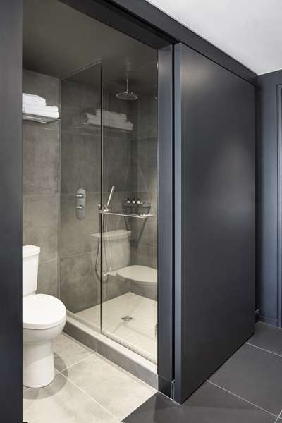  - Hotel Monville Downtown Montreal