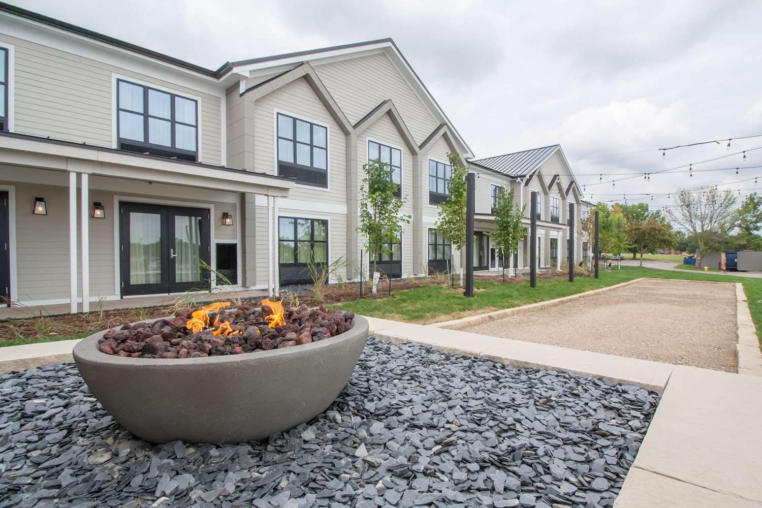 Hotel Renovo Urbandale I35 & I80, Exit 125, IA See Discounts