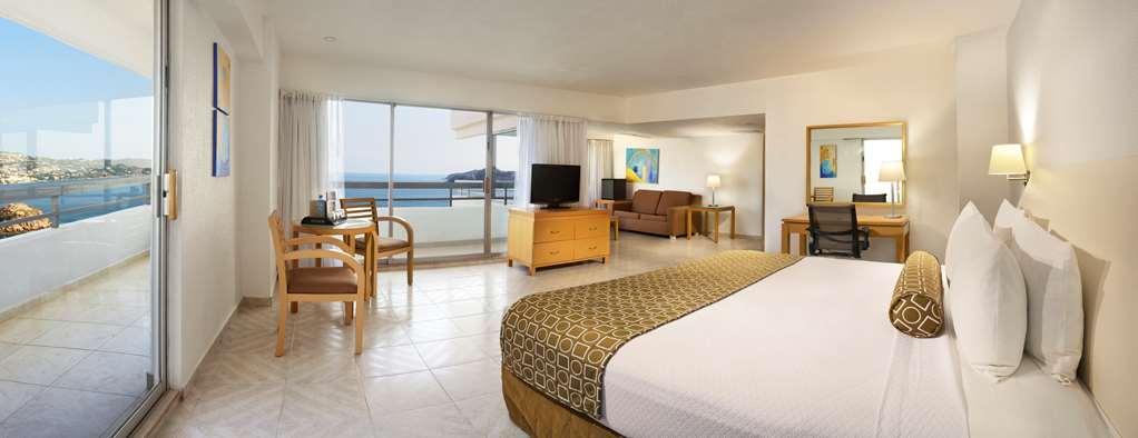 HS HOTSSON Hotel Acapulco-guestroom-Guest Room,On-Site.jpg