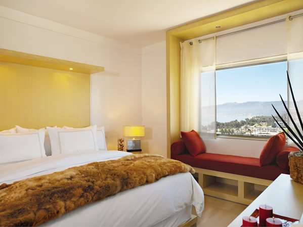  - Huntley Hotel Santa Monica