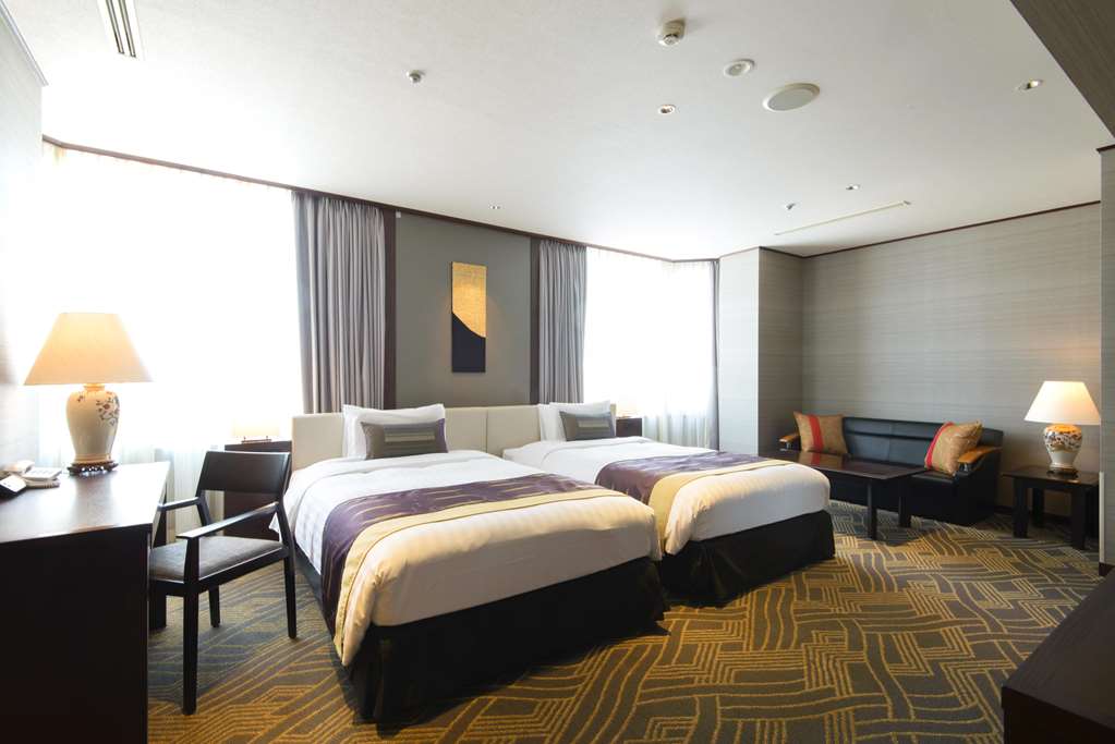 KANAZAWA TOKYU HOTEL-guestroom-Guest Room,Bed,On-Site.jpg