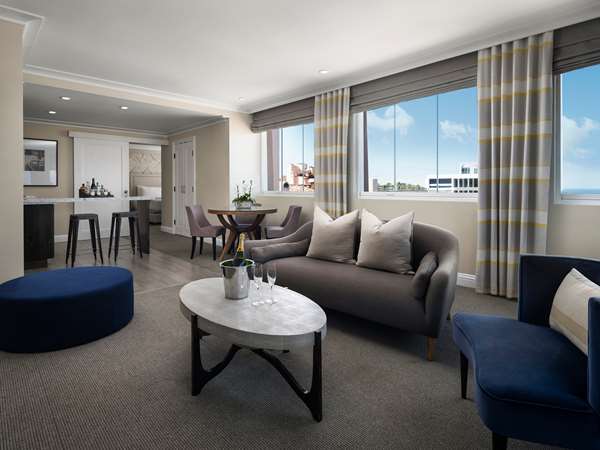 Suite - La Valencia Hotel La Jolla