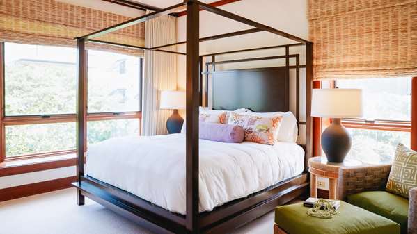  - Montage Kapalua Bay Hotel