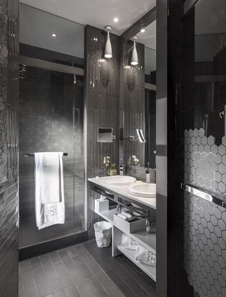 MONUMENT HOTEL - Photo 41