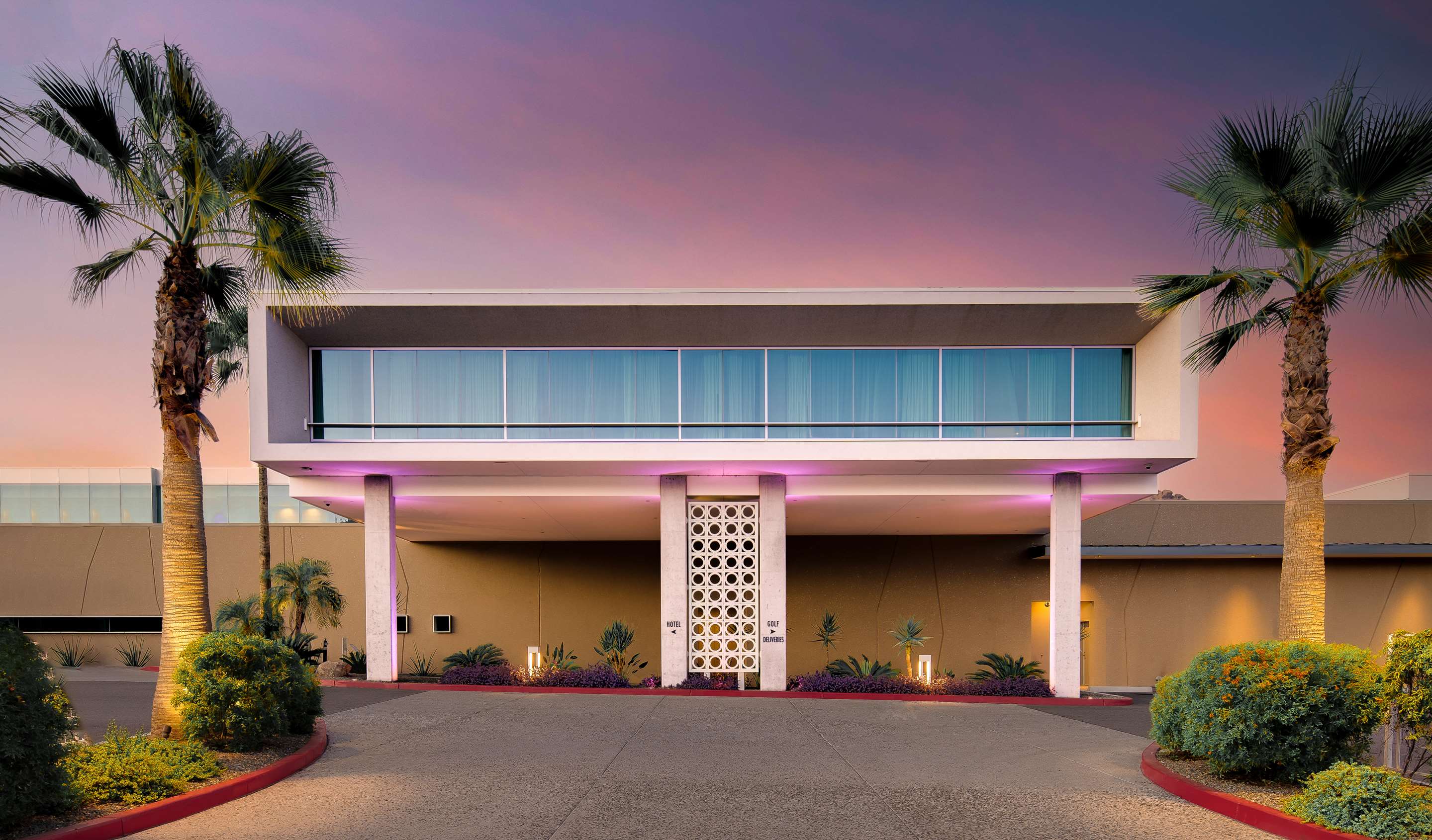 Fine Line Photography | Mountain Shadows Resort Scottsdale