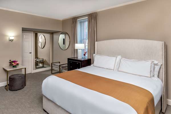  - Portland Regency Hotel