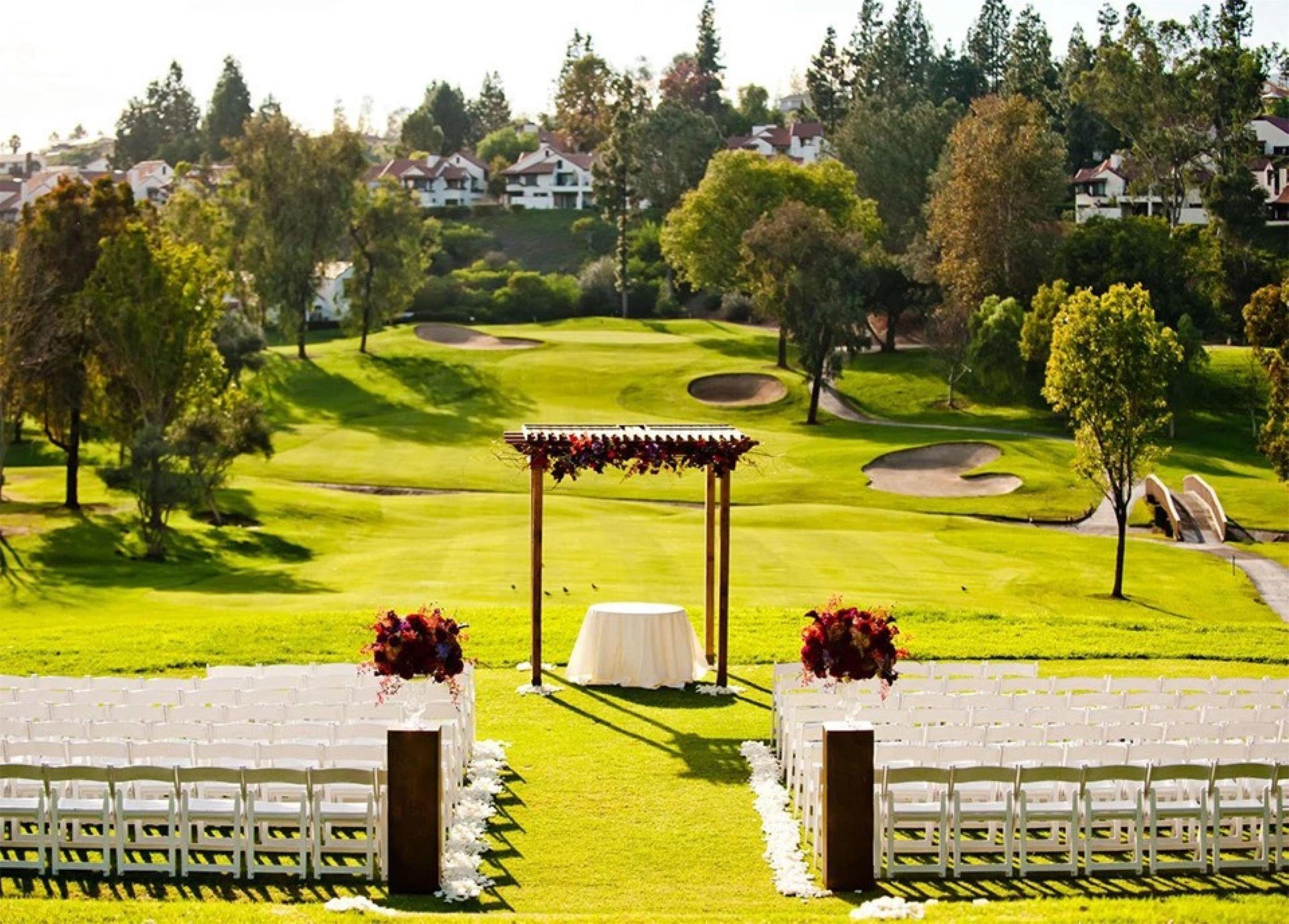 Outdoor Wedding | Rancho Bernardo Inn