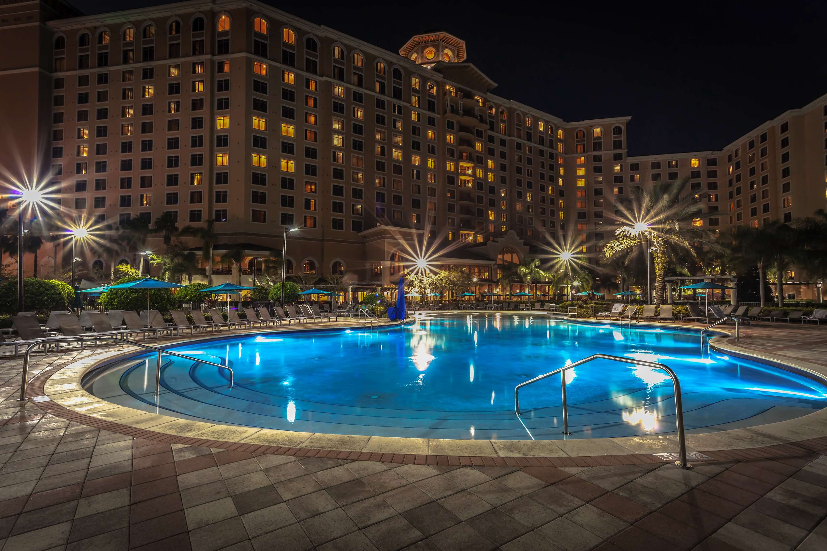 Swimming Pools (Zero-Entry Family Pool) | Rosen Shingle Creek