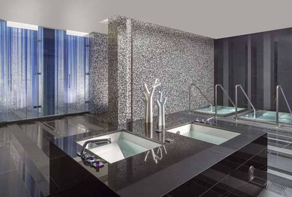 ROYAL SAVOY HOTEL AND SPA - Photo 7