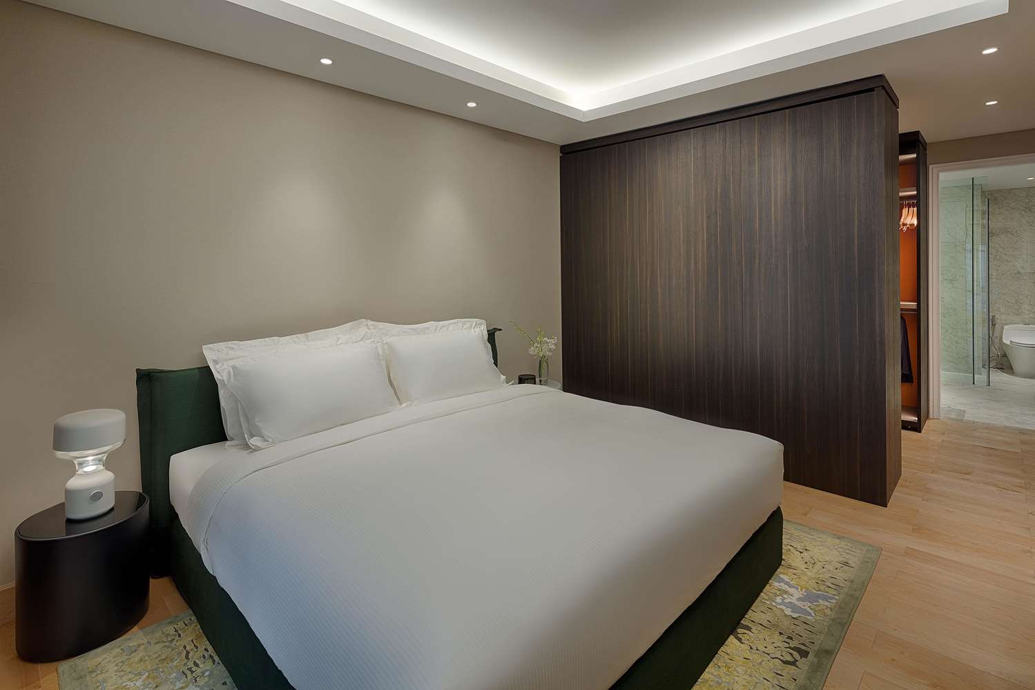 SHERWOOD SUITES