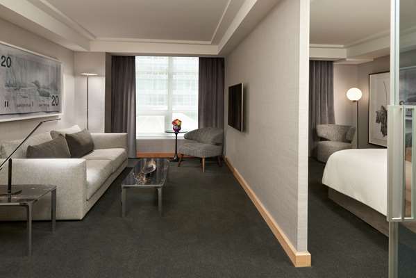 Suite - SoHo Metropolitan Hotel & Residences Toronto