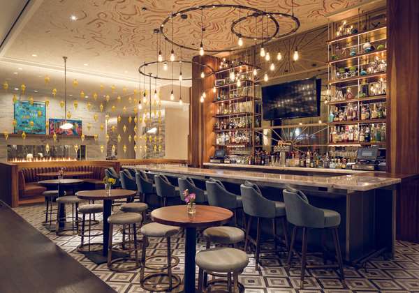 Restaurant - Sophy Hotel Hyde Park Chicago