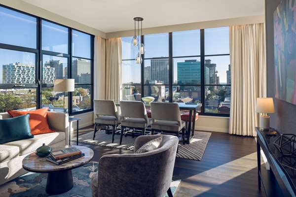  - Sophy Hotel Hyde Park Chicago