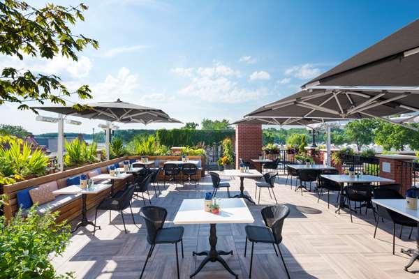 Restaurant - St James Hotel Red Wing