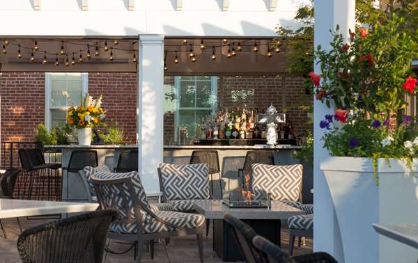 Restaurant - St James Hotel Red Wing