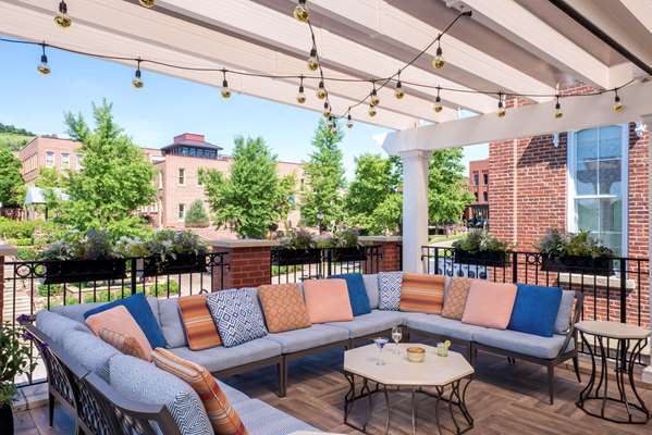 Bar - St James Hotel Red Wing