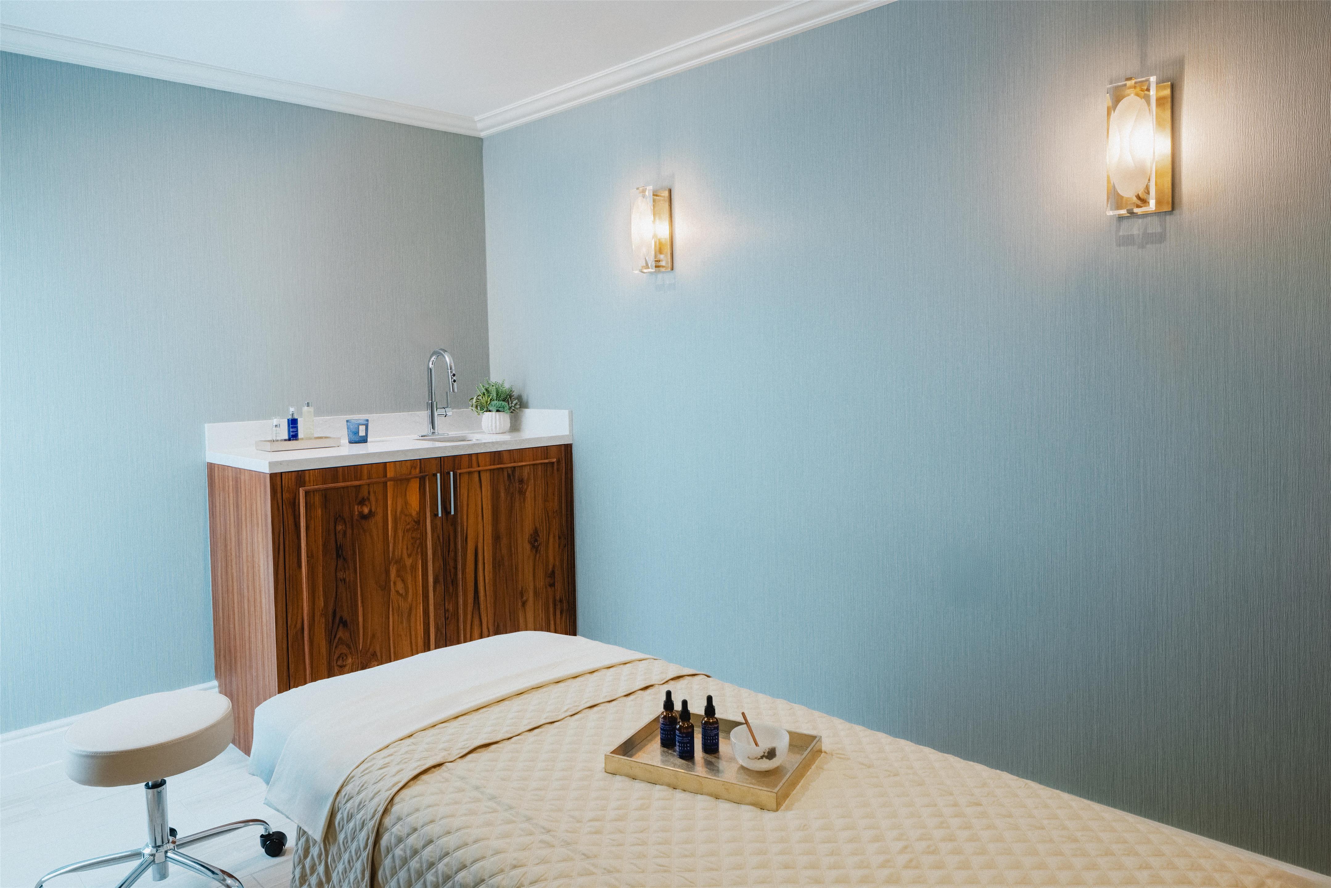 Aquaterra Spa - Treatment Room | Surf & Sand Laguna Beach