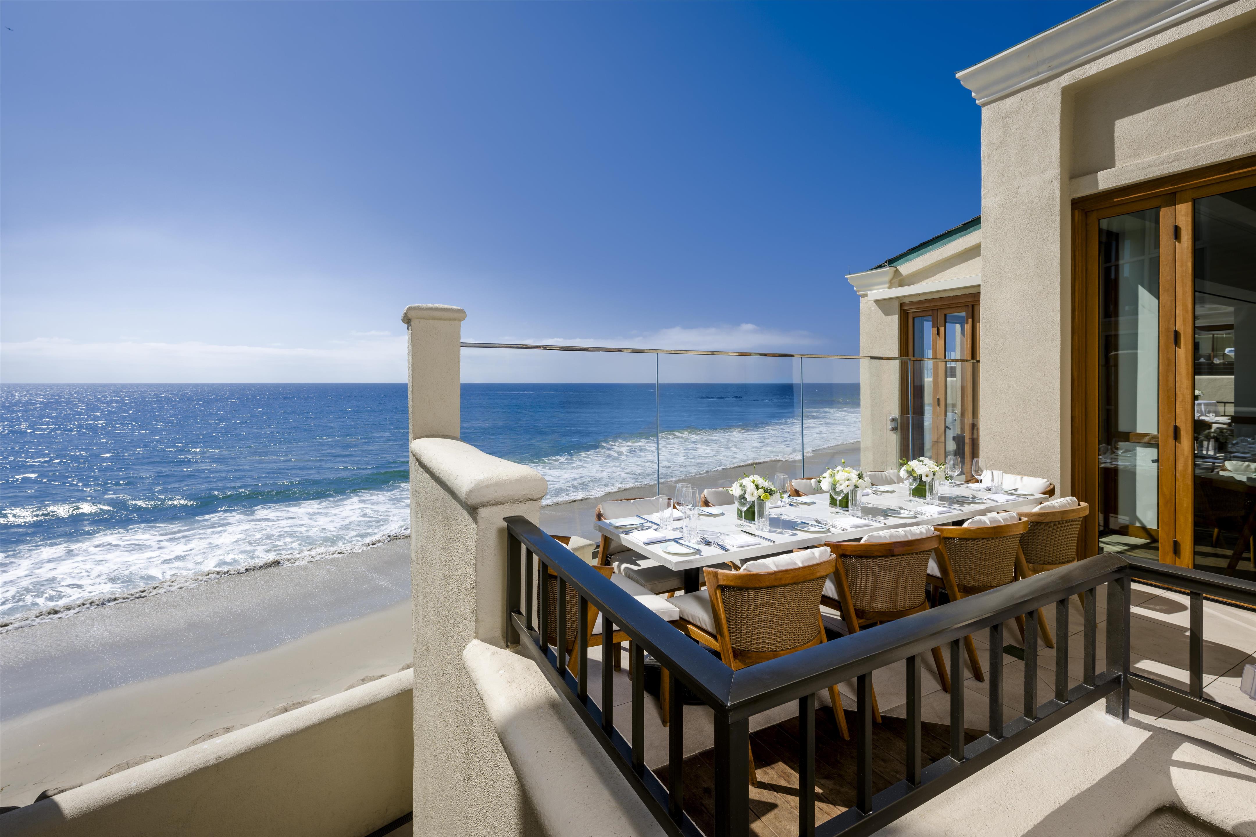 Splashes North Patio | Surf & Sand Laguna Beach