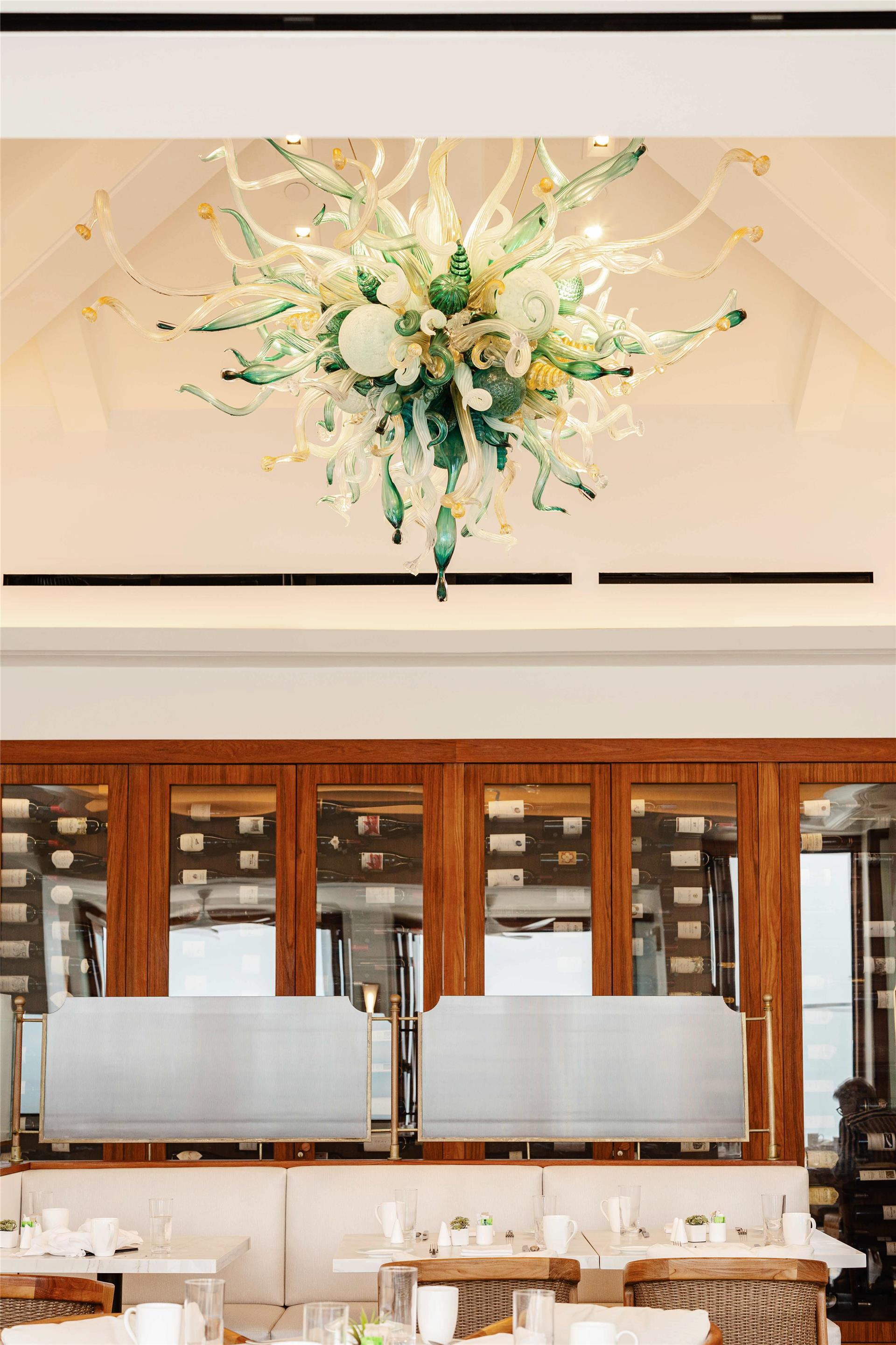 Splashes Restaurant | Surf & Sand Laguna Beach