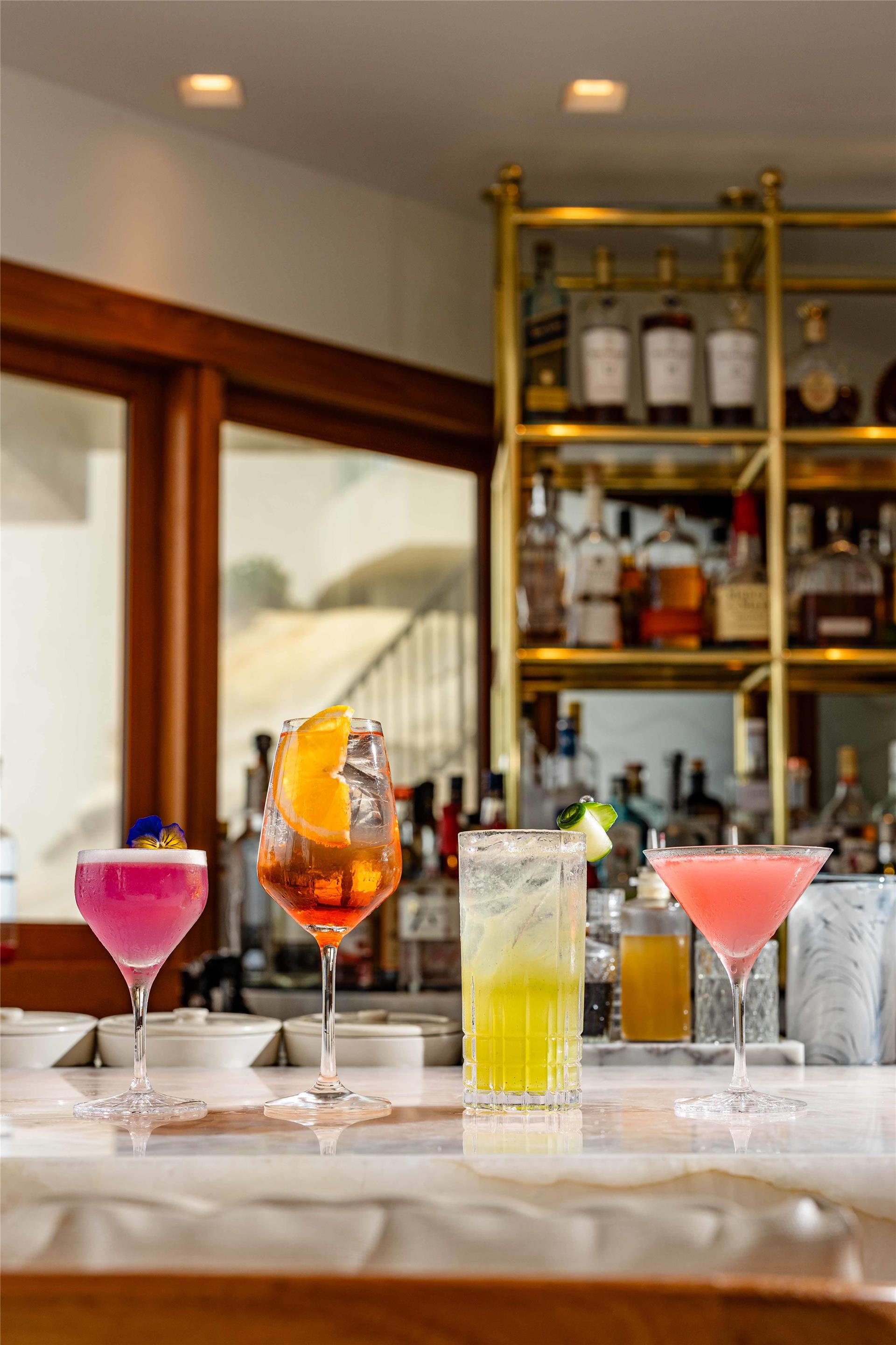 Splashes Bar | Surf & Sand Laguna Beach