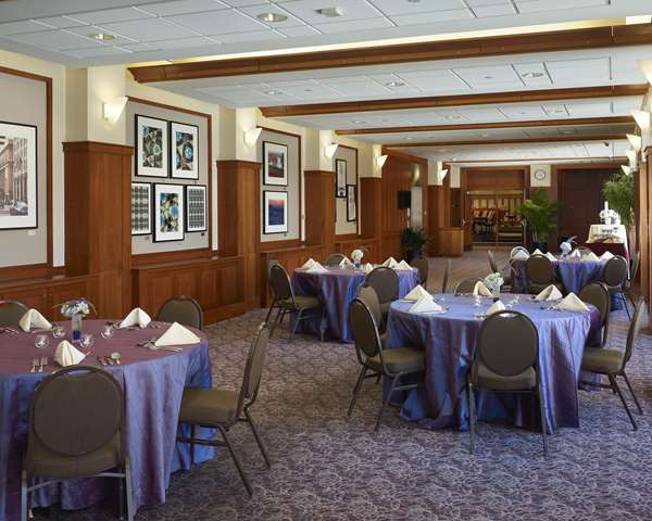 Restaurant - Blackwell Inn Columbus