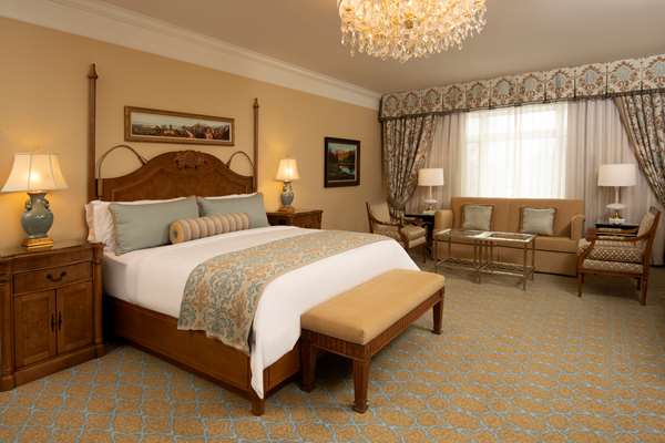 Suite - Broadmoor Resort Hotel Colorado Springs
