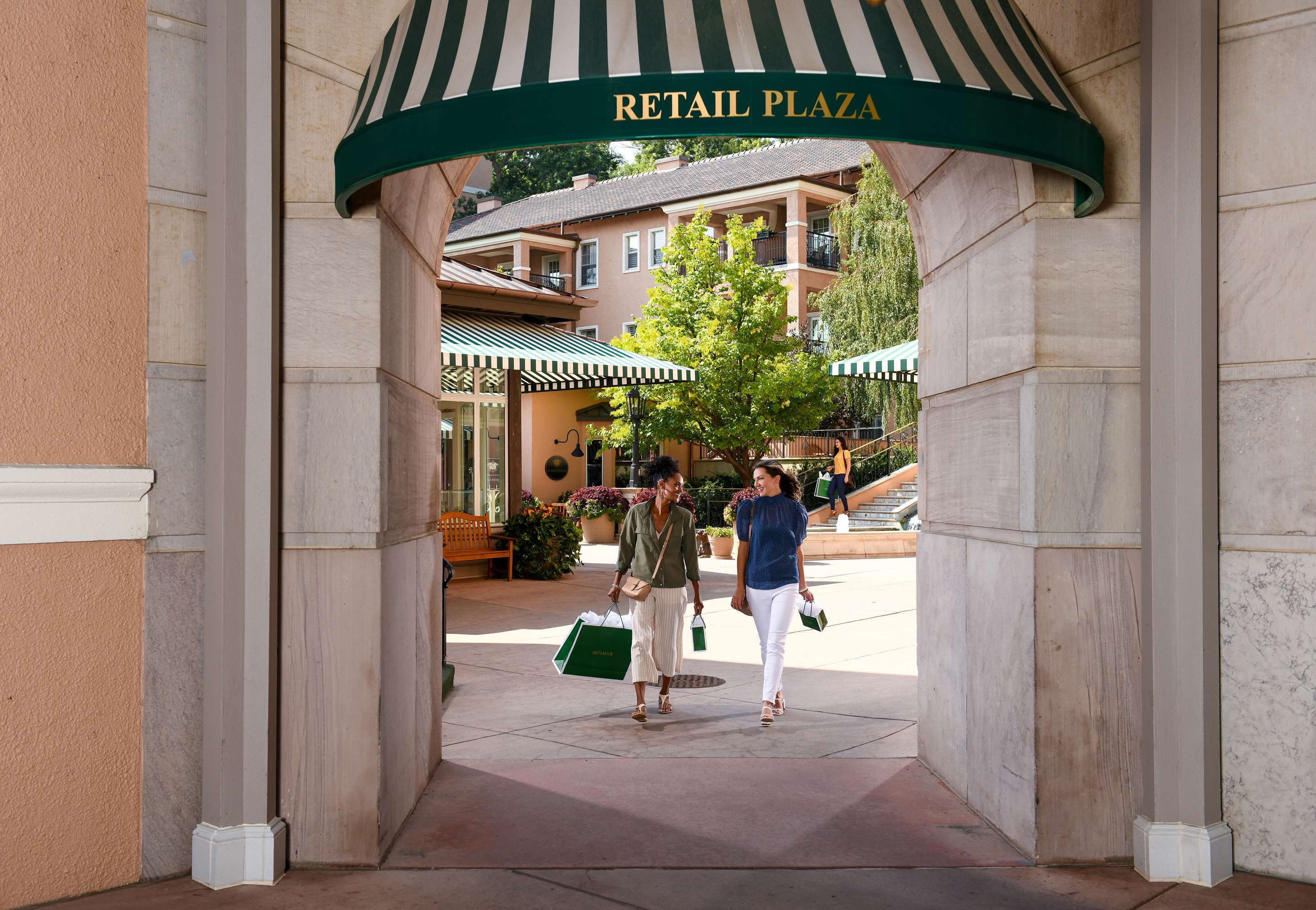 Retail Courtyard