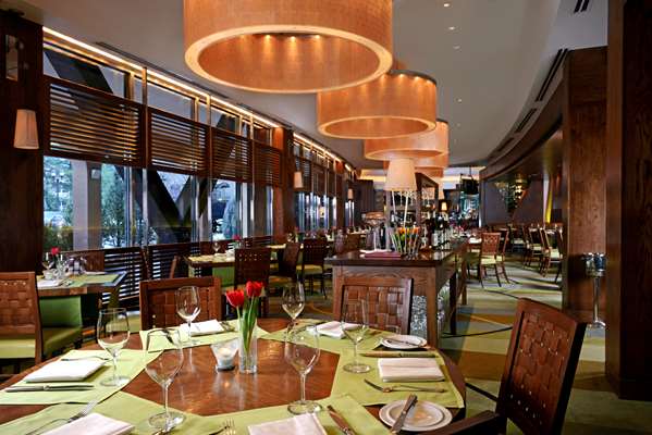 Restaurant - Broadmoor Resort Hotel Colorado Springs