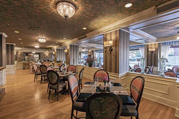 Restaurant - Brown Hotel Louisville - I-65, Exit 136C