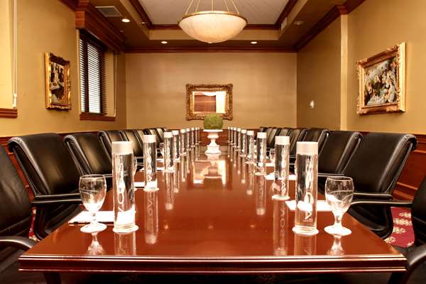 Restaurant - Brown Hotel Louisville - I-65, Exit 136C