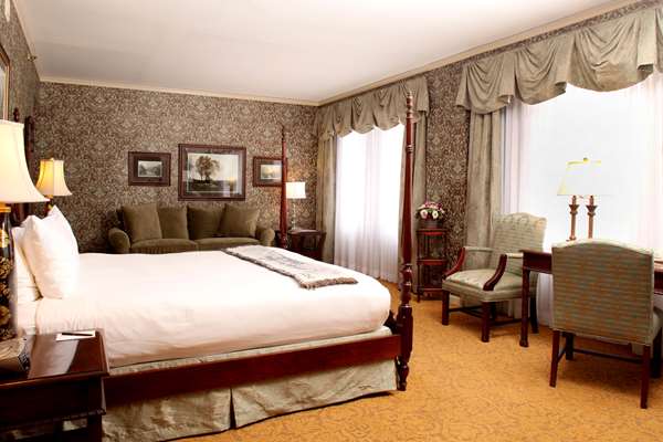  - Brown Hotel Louisville - I-65, Exit 136C
