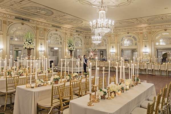 Restaurant - Brown Hotel Louisville - I-65, Exit 136C