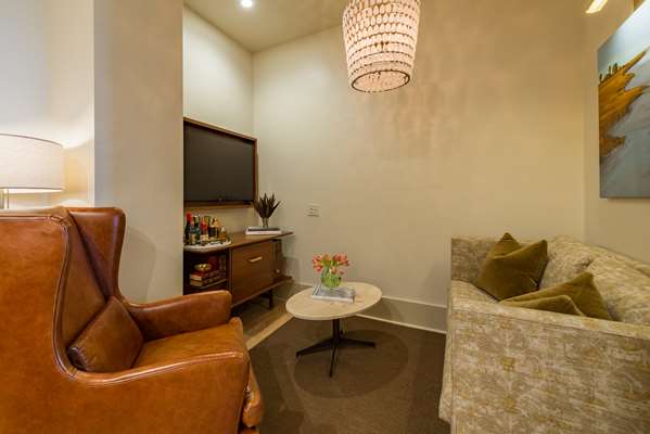 Suite - Dewberry Hotel Charleston - I-26, Exit 221B